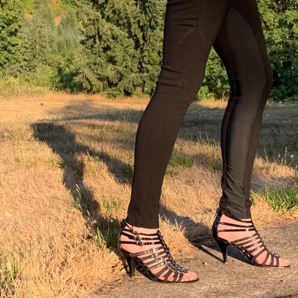 INC Int’l Concepts black mid/ high waisted riding pants style/ leggings - size 6 - Picture 6 of 6